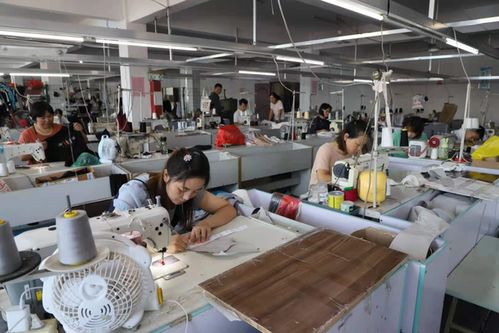家门口的服装厂 就业脱贫的温馨港湾
