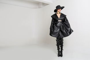 学生党PU面料服装鞋帽设计 实用、时尚与可持续的校园新选择